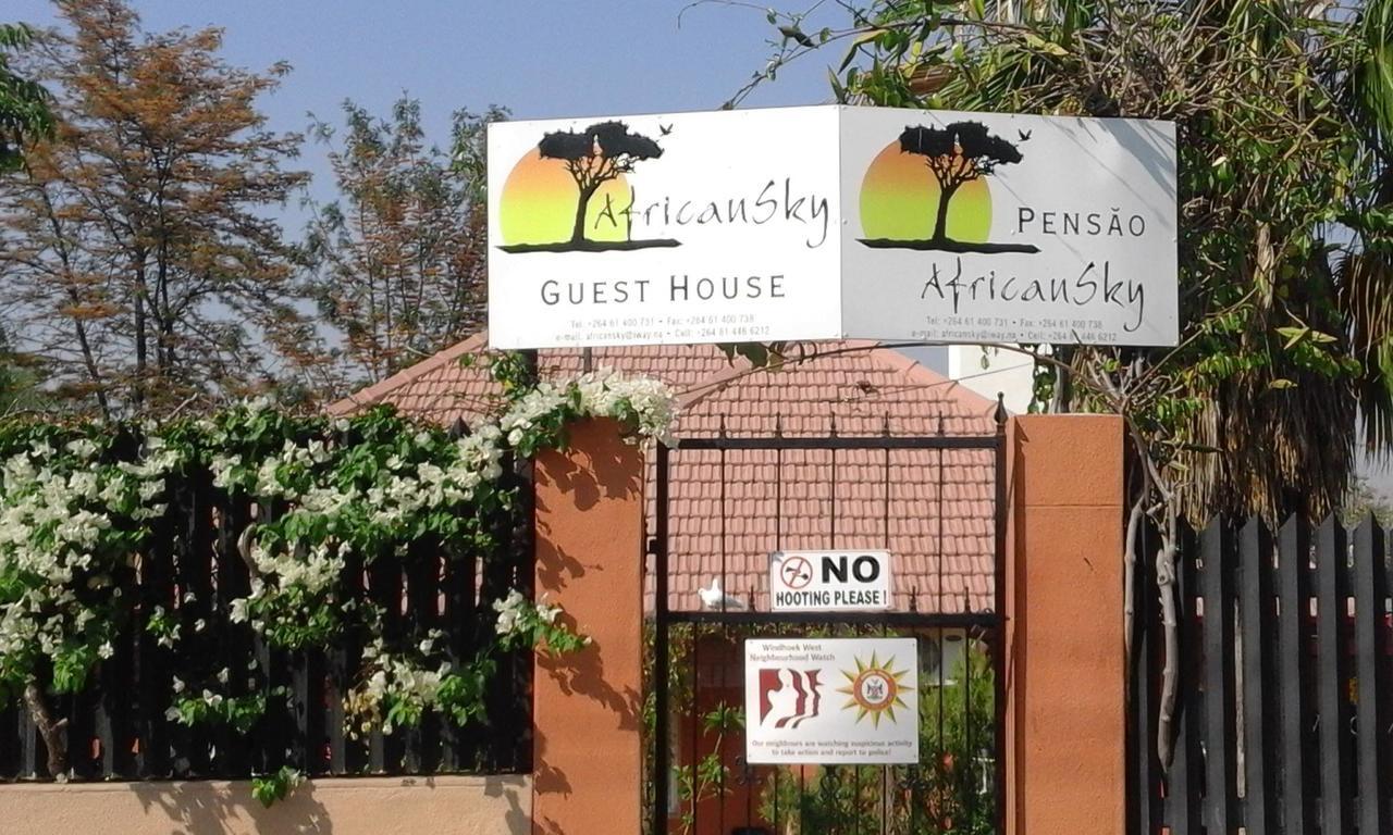 African Sky Guesthouse Windhoek Eksteriør billede